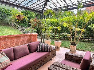 Casa de 4 alcobas en arriendo en El Poblado, Medellín, 264 m² · foto 18 de 18