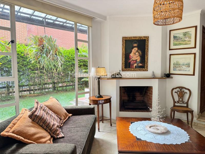 Casa de 4 Alcobas en El Poblado, Conjunto Cerrado - 4