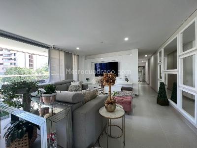 Apartamento en venta en Envigado, Envigado · foto 2 de 14