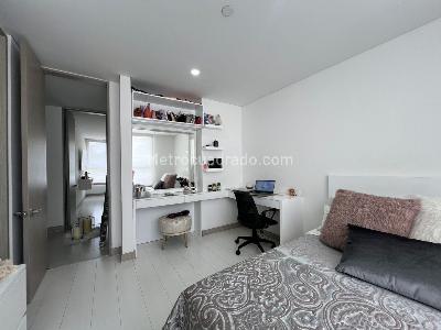 Apartamento en venta en Envigado, Envigado · foto 7 de 14