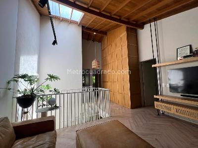 Casa de 3 alcobas en arriendo en El Poblado, Medellín, 330 m² · foto 10 de 20