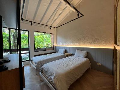 Casa de 3 alcobas en arriendo en El Poblado, Medellín, 330 m² · foto 14 de 20