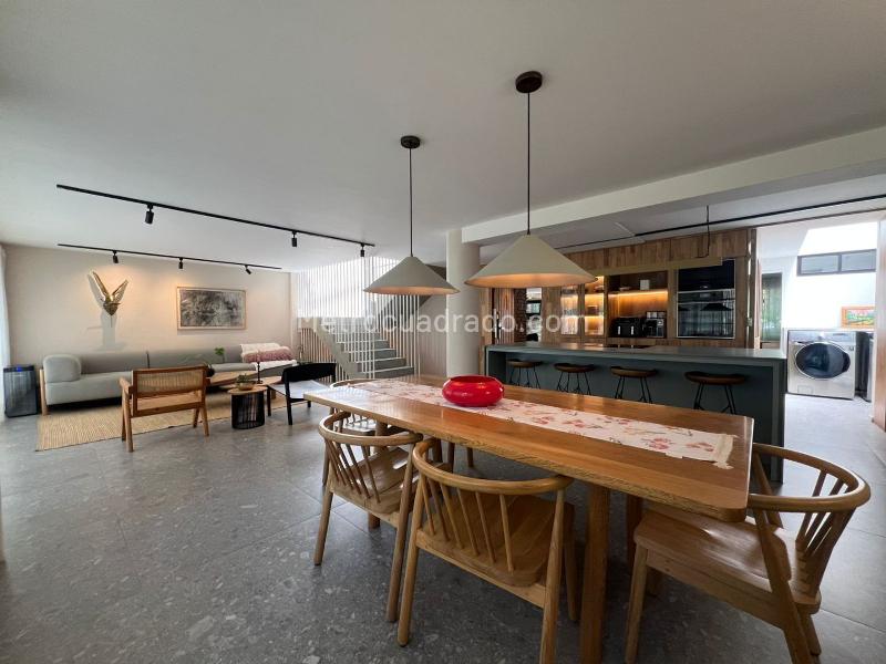 Casa Amoblada de 3 Alcobas con Piscina en El Poblado - 3