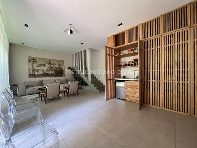 Casa de 3 alcobas en arriendo en El Poblado, Medellín, 330 m² · foto 8 de 20