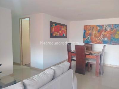 Apartamento de 3 alcobas en arriendo en Sabaneta, Sabaneta, 82 m² · foto 2 de 17