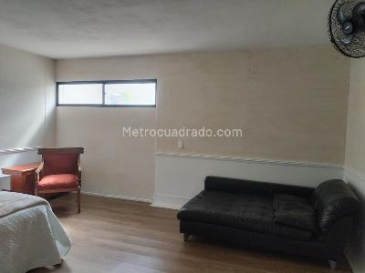 Casa de 5 alcobas en venta en El Poblado, Medellín, 496 m² · foto 13 de 19