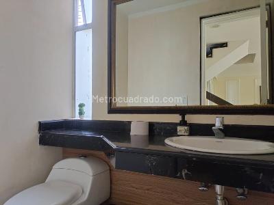 Casa de 5 alcobas en venta en El Poblado, Medellín, 496 m² · foto 19 de 19
