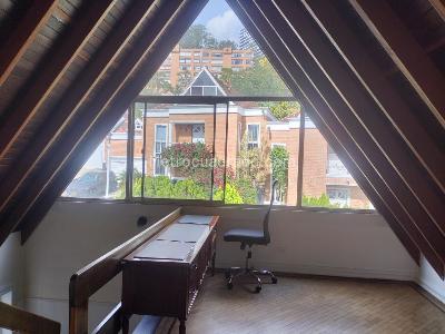 Casa de 5 alcobas en venta en El Poblado, Medellín, 496 m² · foto 9 de 19