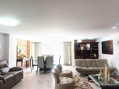 Casa de 3 alcobas en venta en El Poblado, Medellín, 188 m² · foto 6 de 16