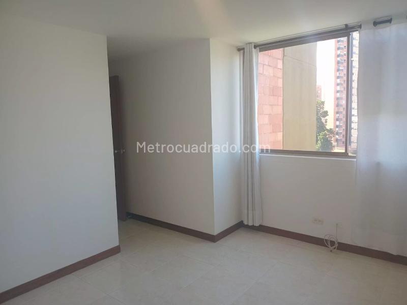 Apartamento de 3 Alcobas con 3 Baños en El Poblado - 9