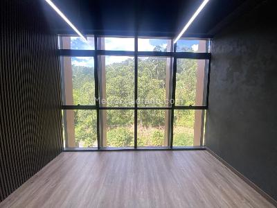 Oficina en Arriendo, EL POBLADO, Medellín
