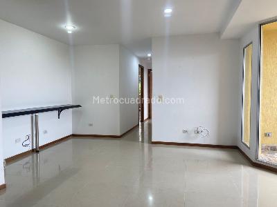 Apartamento de 3 alcobas en arriendo en Sabaneta, Sabaneta, 114 m² · foto 2 de 19