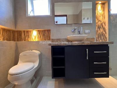 Casa de 3 alcobas en venta en Llanogrande, Rionegro, 320 m² · foto 15 de 16