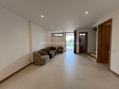 Casa de 4 alcobas en venta en Rionegro, Rionegro, 186 m² · foto 2 de 15