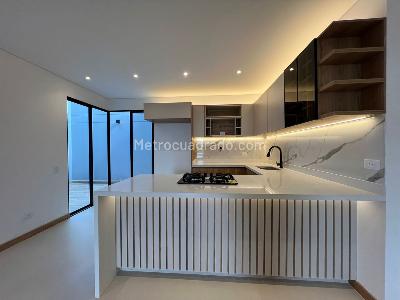 Casa de 4 alcobas en venta en Rionegro, Rionegro, 186 m² · foto 3 de 15