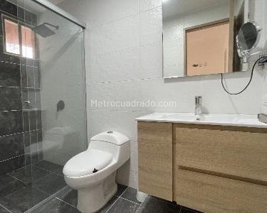 Casa de 3 alcobas en venta en El Poblado, Medellín, 156 m² · foto 15 de 15