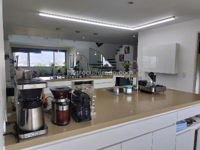 Apartamento de 4 alcobas en venta en El Poblado, Medellín, 315 m² · foto 8 de 20