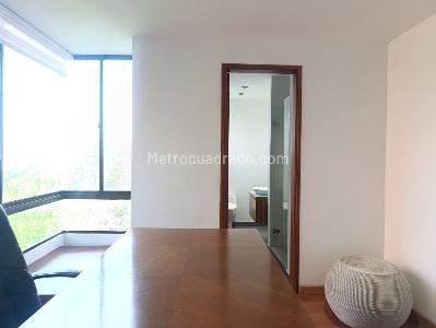 Apartamento en venta en El Poblado, Medellín · foto 12 de 18