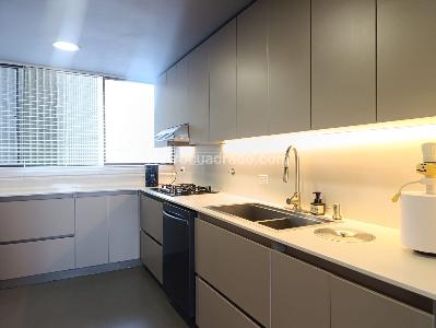 Apartamento en venta en El Poblado, Medellín · foto 5 de 18