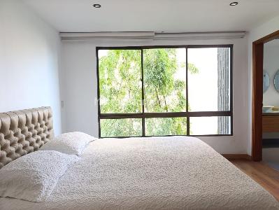 Apartamento en venta en El Poblado, Medellín · foto 9 de 18