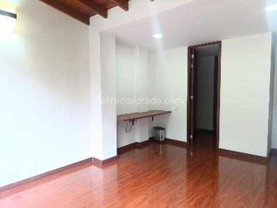 Casa de 3 alcobas en arriendo en El Poblado, Medellín, 360 m² · foto 15 de 17