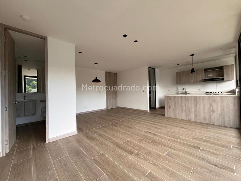 3BR Apartment in EL RETIRO (92 m²) - 2