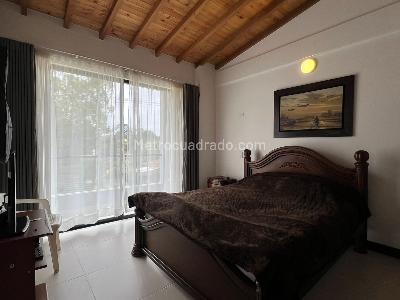 Casa de 4 alcobas en venta en Rionegro, Rionegro, 220 m² · foto 11 de 18