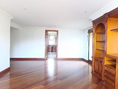 Apartamento en venta en El Poblado, Medellín · foto 10 de 19