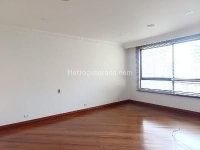 Apartamento en venta en El Poblado, Medellín · foto 13 de 19