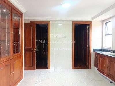 Apartamento en venta en El Poblado, Medellín · foto 16 de 19