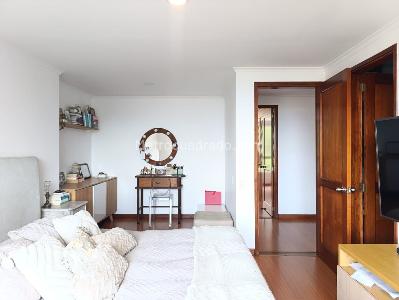 Apartamento de 3 alcobas en arriendo en El Tesoro, Medellín, 173 m² · foto 10 de 18