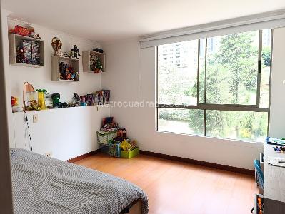 Apartamento de 3 alcobas en arriendo en El Tesoro, Medellín, 173 m² · foto 11 de 18