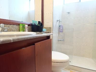 Apartamento de 3 alcobas en arriendo en El Tesoro, Medellín, 173 m² · foto 17 de 18