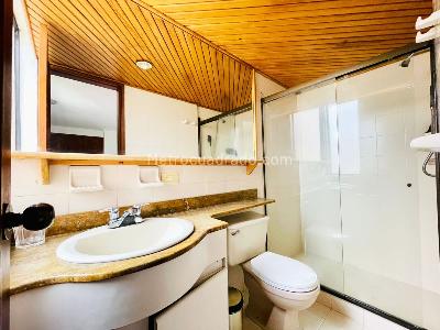 Apartamento de 3 alcobas en venta en El Poblado, Medellín, 180 m² · foto 20 de 20