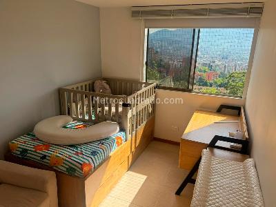 Apartamento de 3 alcobas en venta en San Lucas, Medellín, 121 m² · foto 10 de 11