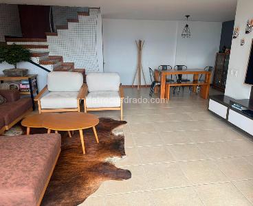 Apartamento de 3 alcobas en venta en San Lucas, Medellín, 121 m² · foto 1 de 11