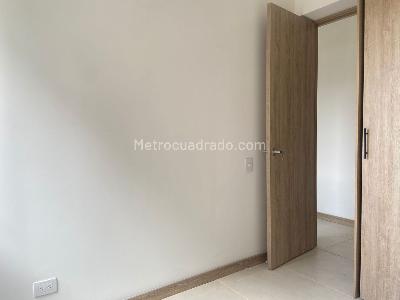 Apartamento de 3 alcobas en venta en Sabaneta, Sabaneta, 65 m² · foto 14 de 19