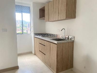 Apartamento de 3 alcobas en venta en Sabaneta, Sabaneta, 65 m² · foto 6 de 19