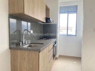 Apartamento de 3 alcobas en venta en Sabaneta, Sabaneta, 65 m² · foto 6 de 19
