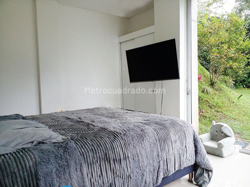 Casa Amoblada de 4 Alcobas con Piscina en Los Balsos No1 - 7