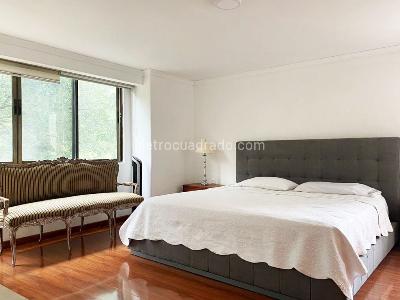 Apartamento de 3 alcobas en venta en El Poblado, Medellín, 220 m² · foto 13 de 19