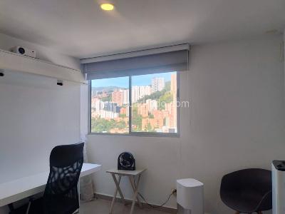 Apartamento de 3 alcobas en venta en Villa Carlota, Medellín, 120 m² · foto 12 de 16