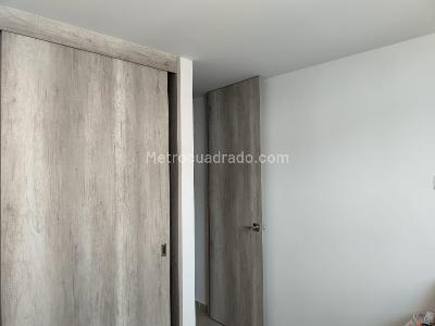 Apartamento de 3 alcobas en venta en Villa Carlota, Medellín, 120 m² · foto 13 de 16