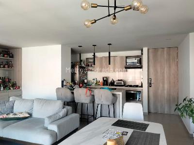 Apartamento de 3 alcobas en venta en Villa Carlota, Medellín, 120 m² · foto 3 de 16