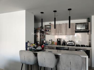 Apartamento de 3 alcobas en venta en Villa Carlota, Medellín, 120 m² · foto 4 de 16