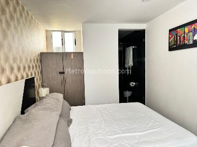 Apartamento de 5 alcobas en arriendo en El Poblado, Medellín, 500 m² · foto 15 de 20