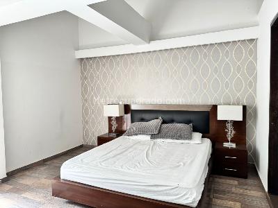 Apartamento de 5 alcobas en arriendo en El Poblado, Medellín, 500 m² · foto 16 de 20