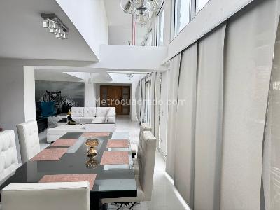 Apartamento de 5 alcobas en venta en El Poblado, Medellín, 500 m² · foto 10 de 20