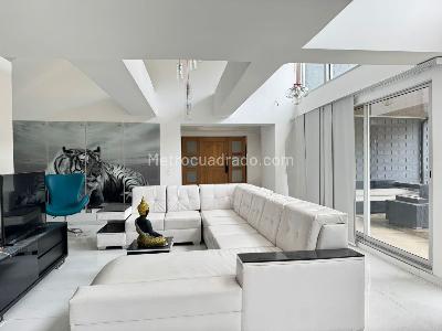 Apartamento de 5 alcobas en venta en El Poblado, Medellín, 500 m² · foto 5 de 20