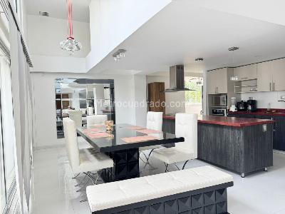 Apartamento de 5 alcobas en venta en El Poblado, Medellín, 500 m² · foto 9 de 20